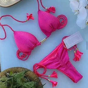 Hot Pink Scrunch Butt Bikini